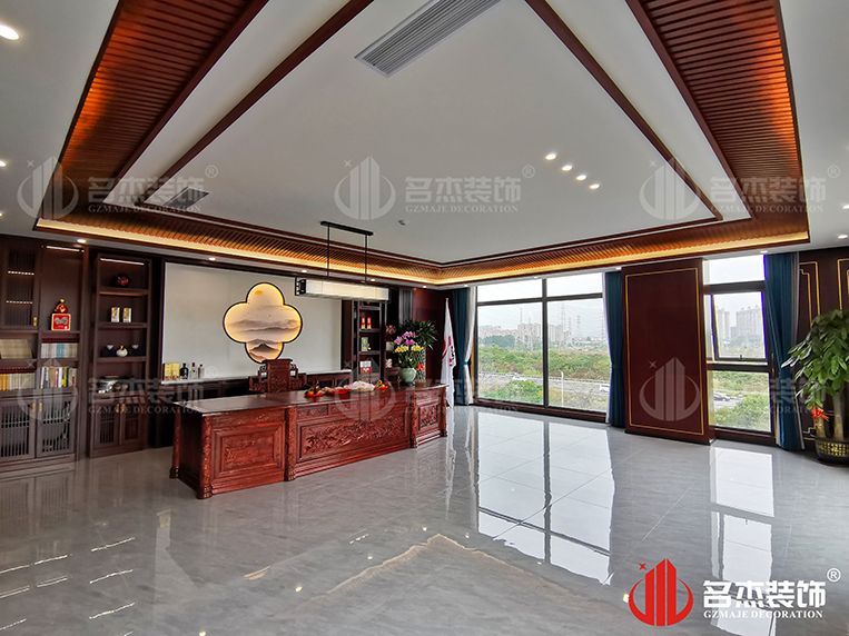 �ܲ���װ�����