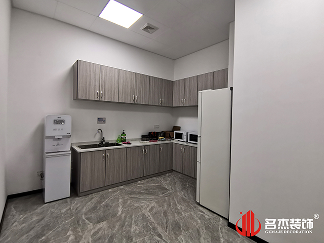 ¹ãÖÝ2121·Ç·²×°ÊÎÉè¼Æ¹«Ë¾Í¼²á