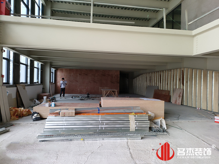 ¹ãÖÝ2121·Ç·²×°ÊÎÉè¼Æ¹«Ë¾Í¼²á