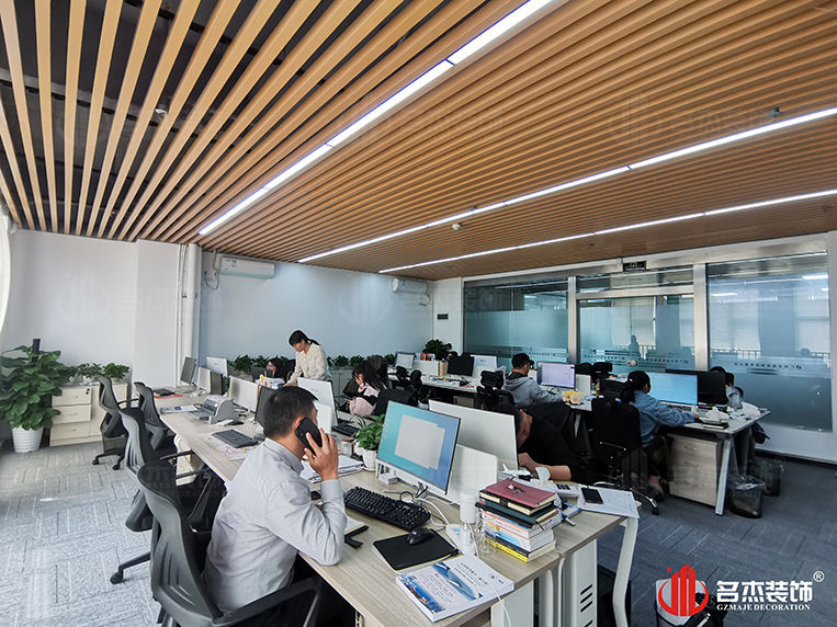 ¹ãÖÝ2121·Ç·²×°ÊÎÉè¼Æ¹«Ë¾Í¼²á