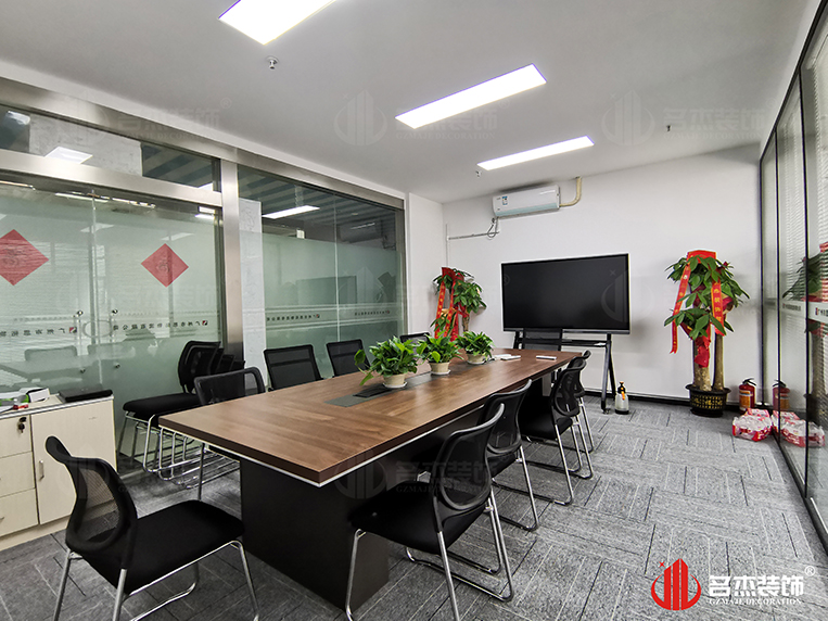 ¹ãÖÝ2121·Ç·²×°ÊÎÉè¼Æ¹«Ë¾Í¼²á