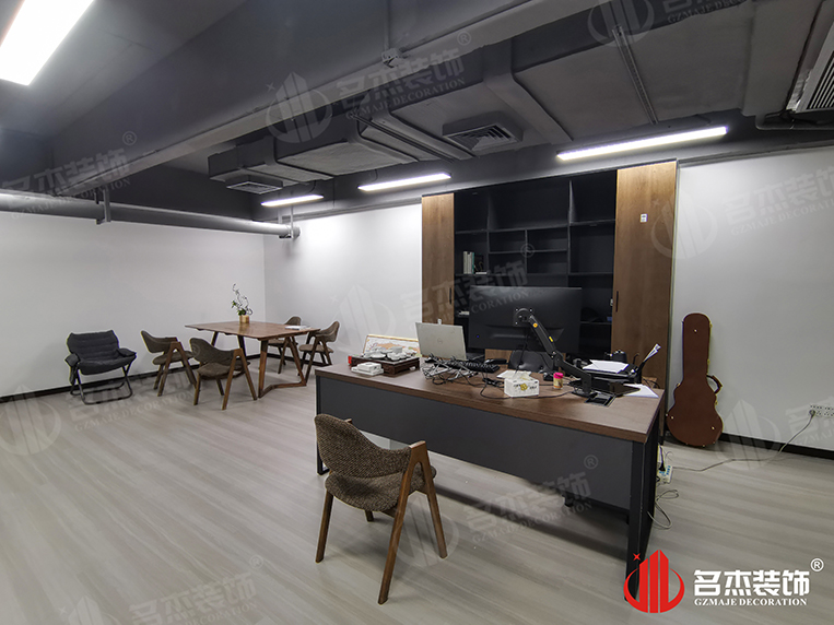 ��˾����