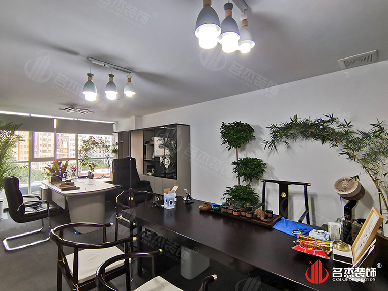 ����2121�Ƿ�װ����ƹ�˾ͼ��