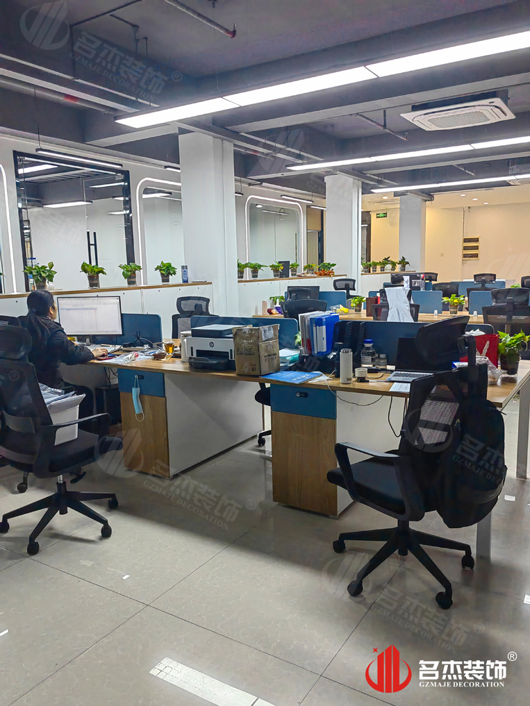 ����2121�Ƿ�װ����ƹ�˾ͼ��