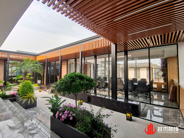 ¶̨װ�����