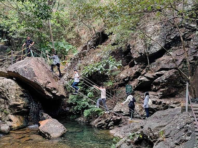 2121�Ƿ�װ���μ�