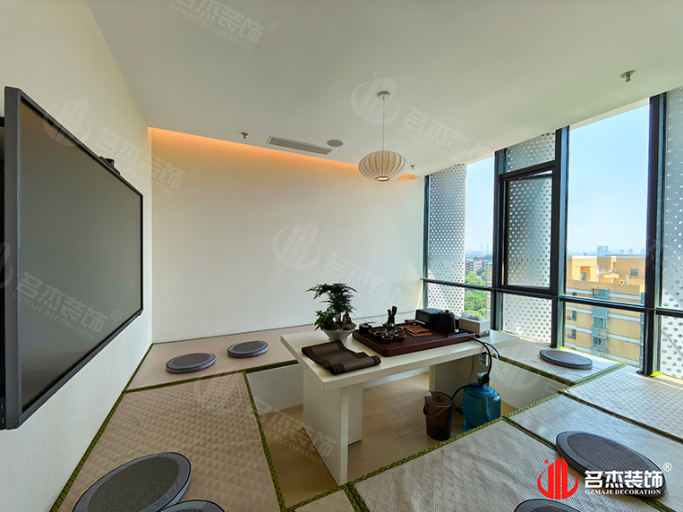 ����װ����ƹ�˾